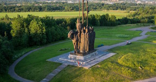 Благоустройство памятников в Ейске от 928 руб. – компания ТротуарнаяПлитка